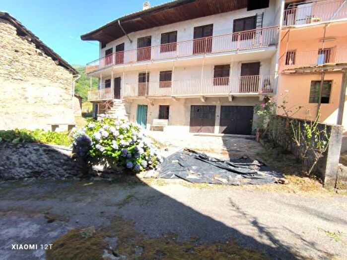 Casa con 6 locali in vendita in Frazione Bosonetti, Forno Canavese
