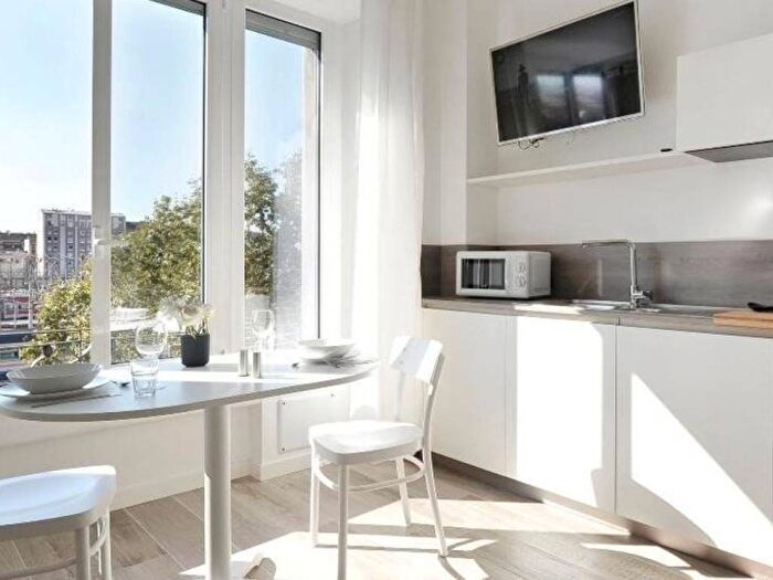 Appartamento bilocale in affitto in Via Giovanni Pierluigi da Palestrina, Centrale, Milano
