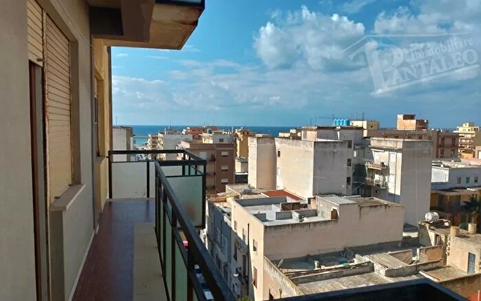 Appartamento trilocale in affitto in Via San Giovanni Bosco Marsala, Marsala