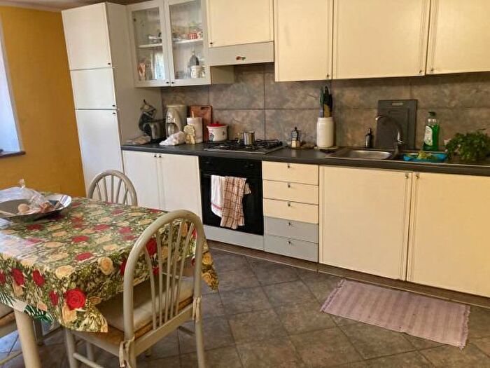 Casa con 6 locali in vendita in Pievepelago