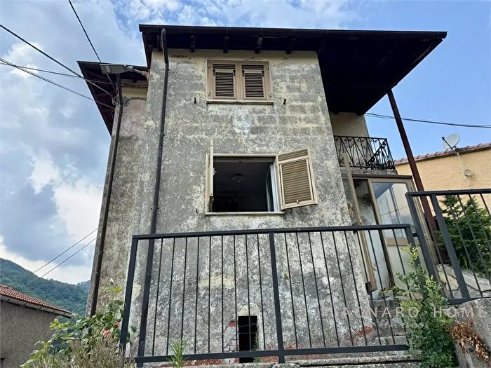 Casa con 5 locali in vendita in San Rocco, Pontremoli