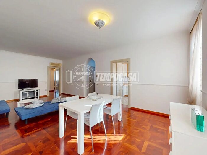 Appartamento trilocale in vendita in Carpi