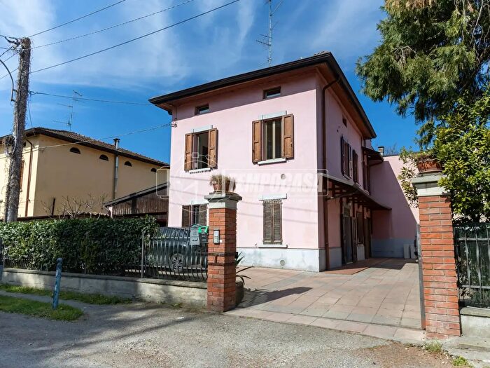 Appartamento bilocale in vendita in Strada San Polo, Montecchio Emilia