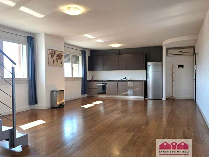 Casa quadrilocale in affitto in Viale Camisano, Bertesinella Ca Balbi, Vicenza
