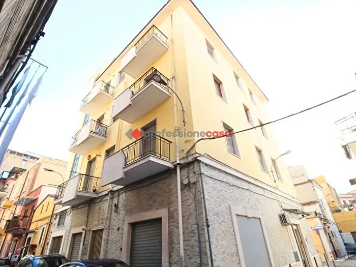 Appartamento con 5 locali in vendita in Vico Viola, Foggia