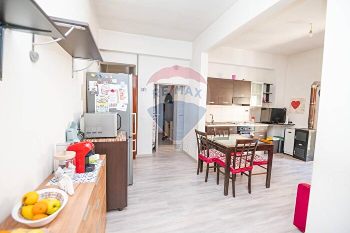 Casa quadrilocale in vendita in Via Valentino, Caltagirone