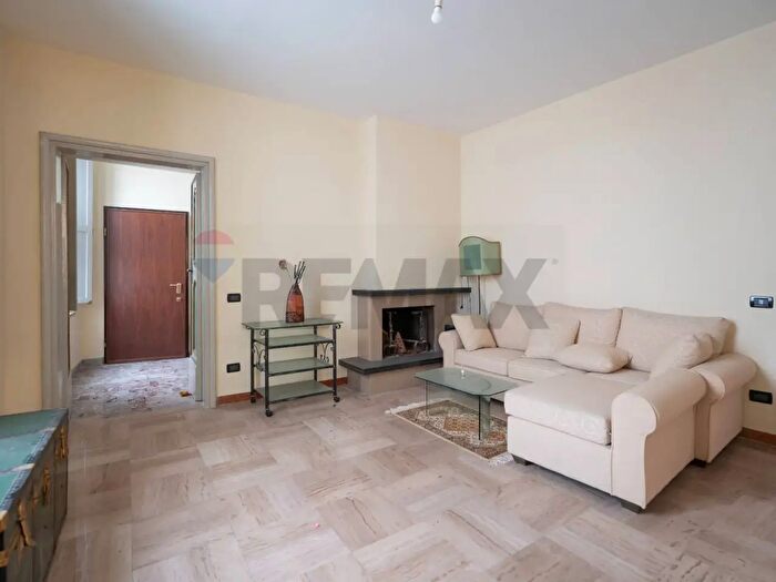 Appartamento con 5 locali in vendita in Via Cialdini, Fabriano