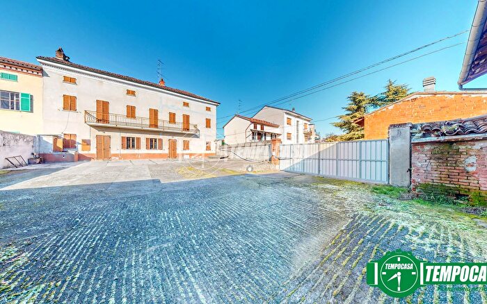 Casa quadrilocale in vendita in Mirabello Monferrato