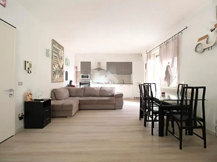 Appartamento trilocale in vendita in Viale della Pace, Vicenza