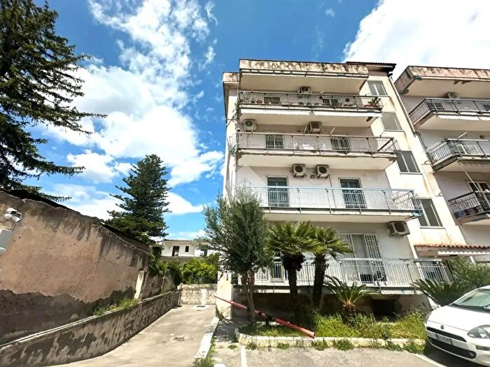 Appartamento trilocale in vendita in Via F Budi, Scafati