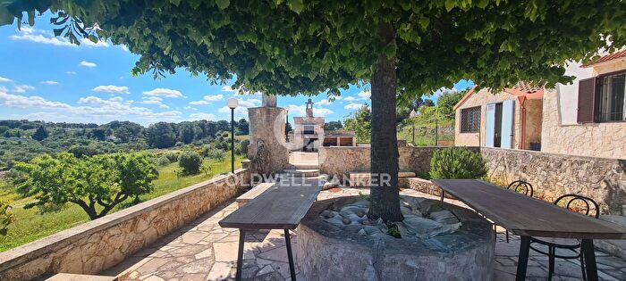 Casa con 7 locali in vendita in Via Monte Stabile, Martina Franca