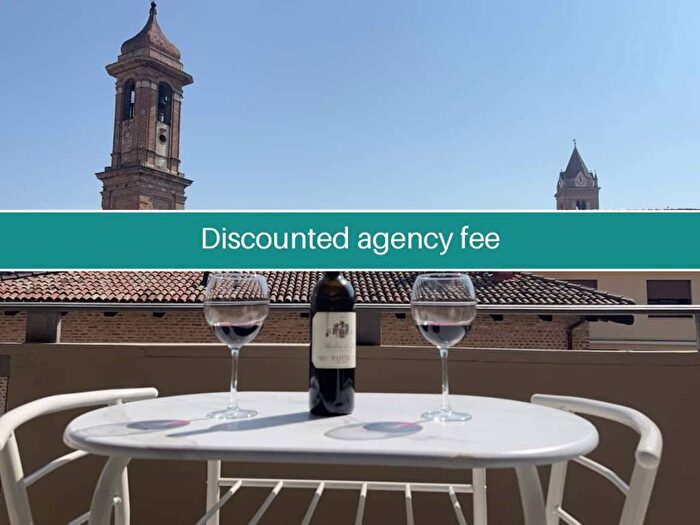 Appartamento bilocale in affitto in Via Vernazza, Centro, Alba
