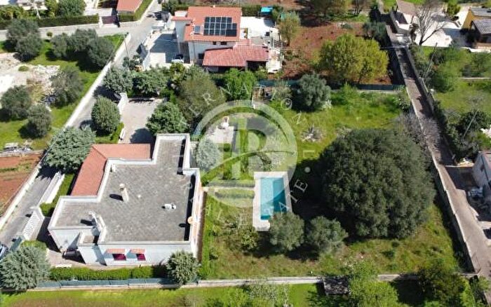 Casa con 6 locali in vendita in Ceglie Messapica