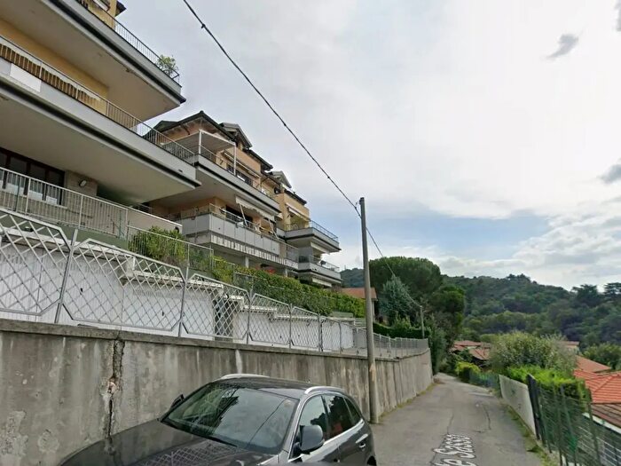 Appartamento monolocale in affitto in Via Monte Sasso, San Fermo Della Battaglia