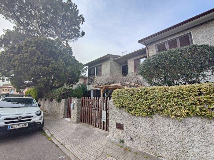 Casa con 5 locali in affitto in Via Achille Grandi Pisa PI Italia, San Rossore Barbaricina, Pisa