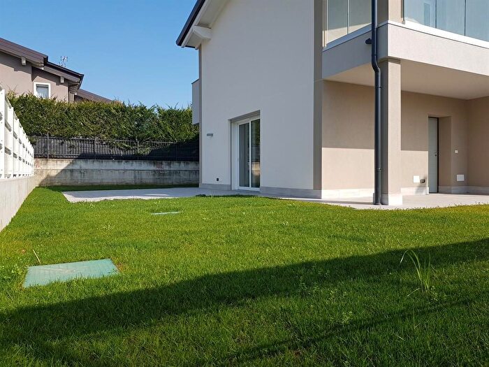 Casa quadrilocale in vendita in Cassano DAdda