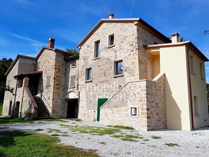 Casa quadrilocale in vendita in San Leo Rn, San Leo