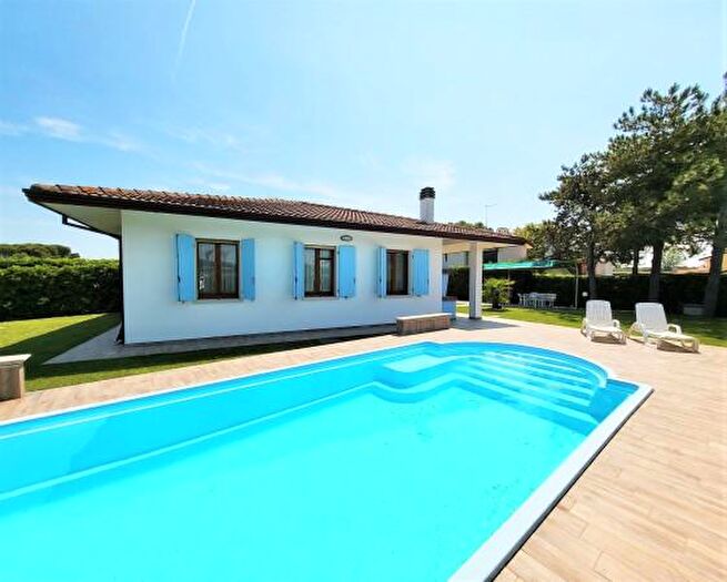 Casa quadrilocale in vendita in Via del Frassino, Rosolina