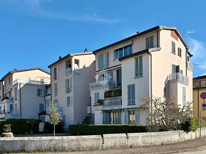 Appartamento con 6 locali in vendita in Via Pietro Mascagni, Pontassieve