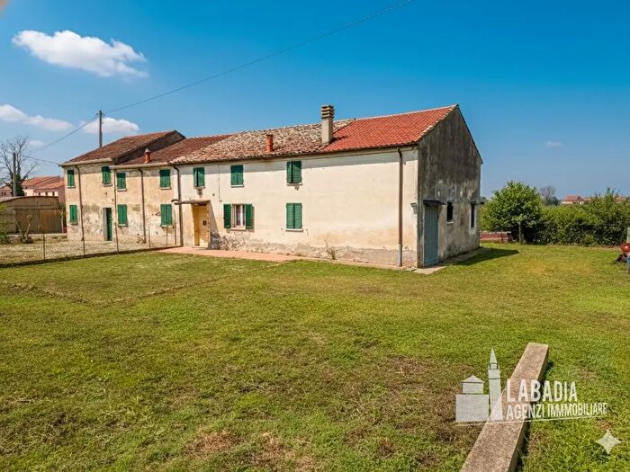 Casa con 5 locali in vendita in Via Trecenta Sp, Ceneselli