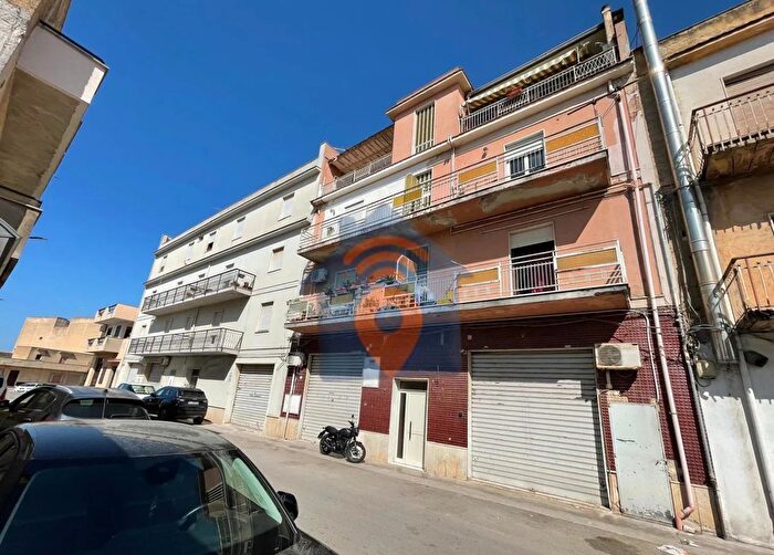 Appartamento con 5 locali in vendita in Via Angelo Musco Castelvetrano, Castelvetrano