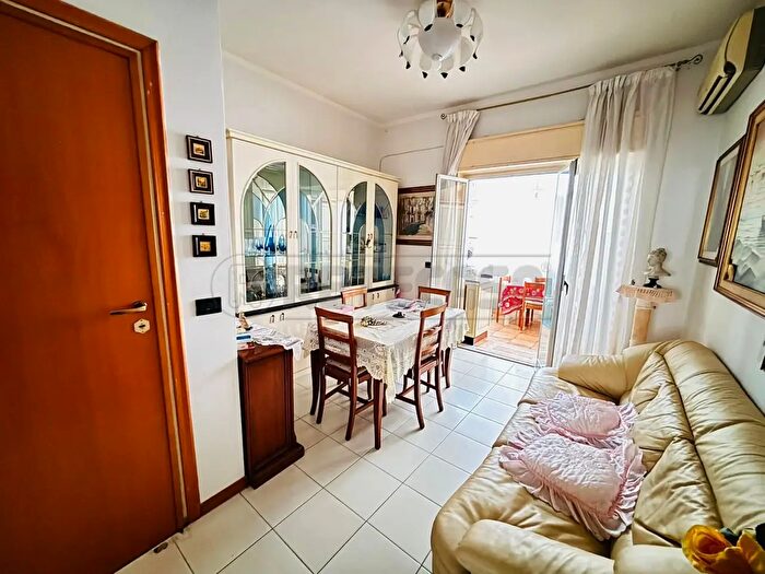 Appartamento trilocale in vendita in Viale Scala Greca, Siracusa