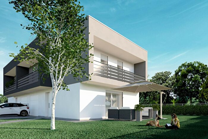 Casa quadrilocale in vendita in Via Roma, Limena