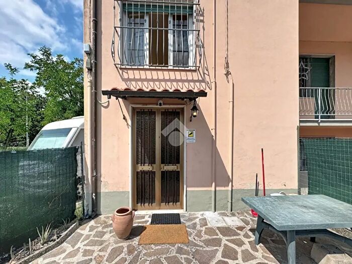 Appartamento trilocale in affitto in Via Emilia, Pisa