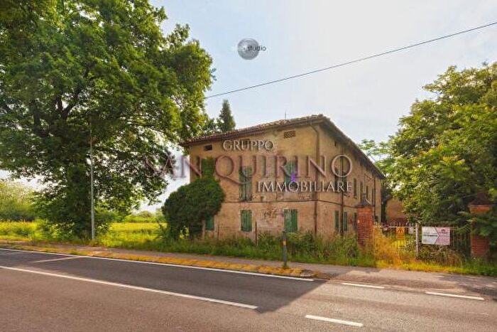 Casa con 6 locali in vendita in Via Fazzano, Correggio