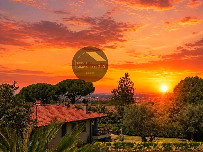 Casa con 6 locali in vendita in Via di Salè, Frascati