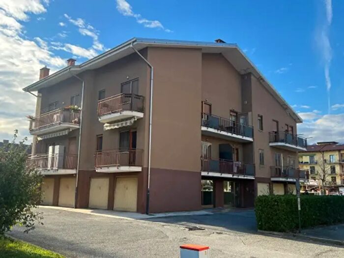 Appartamento quadrilocale in vendita in Via Oropa, Ivrea
