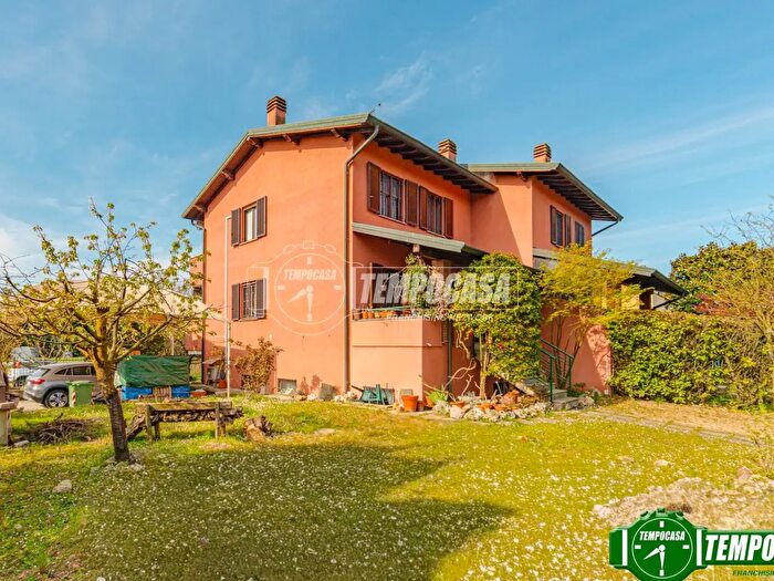 Casa quadrilocale in vendita in Via Villaggio Campagna, Torre DIsola