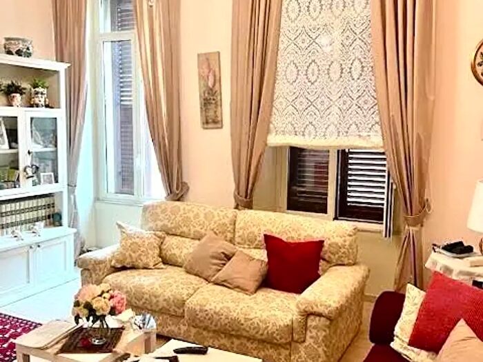 Appartamento trilocale in vendita in Via del Popolo, Acireale