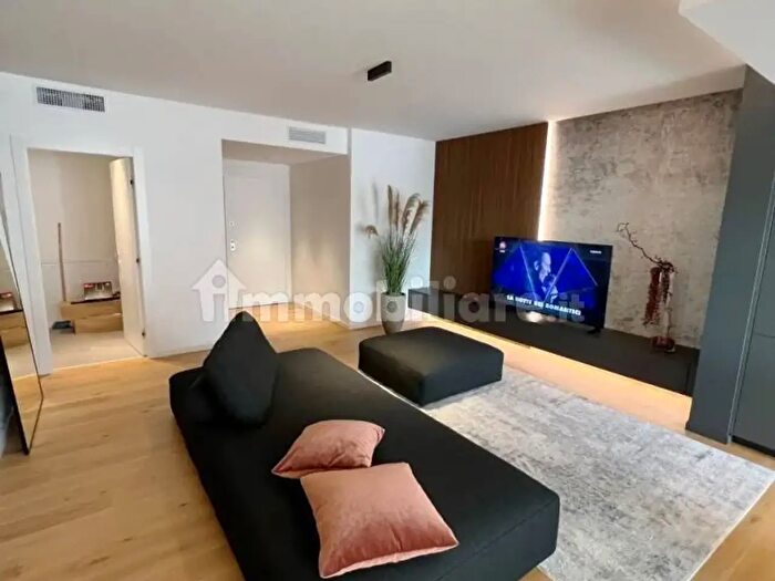 Appartamento quadrilocale in vendita in Via Comino, Padova