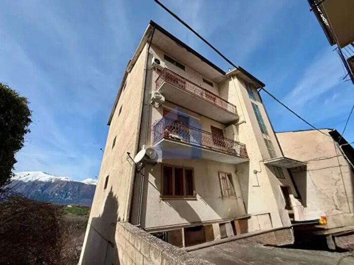 Appartamento quadrilocale in vendita in Via della Pace, Gessopalena