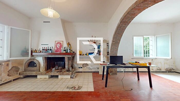 Casa con 6 locali in vendita in Ravenna