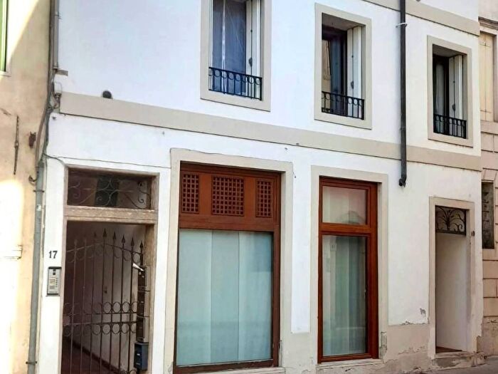 Appartamento trilocale in affitto in Contra' Giuseppe Apolloni, Centro Storico, Vicenza
