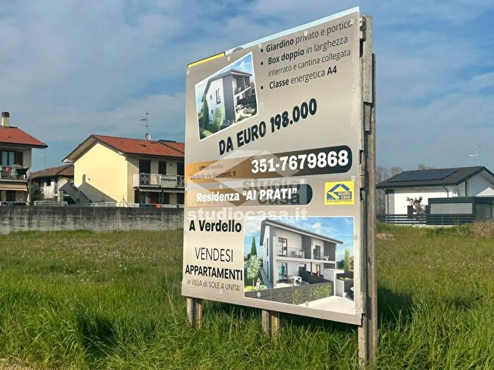 Appartamento trilocale in vendita in Via Meucci, Verdello