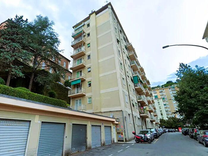 Appartamento bilocale in vendita in Via delle Ginestre, Genova