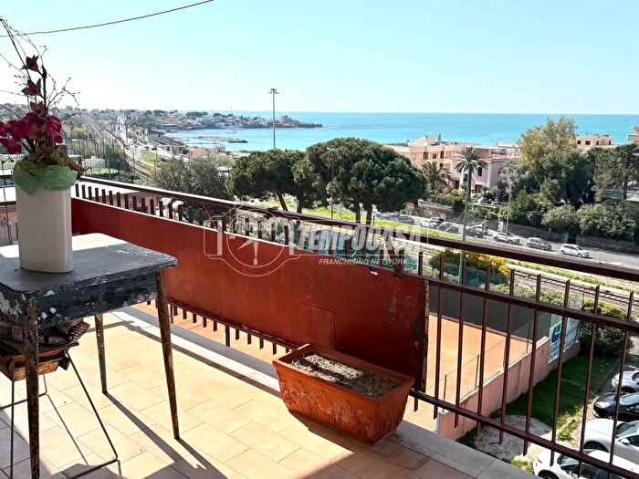 Appartamento quadrilocale in vendita in Viale Guido Baccelli, Civitavecchia