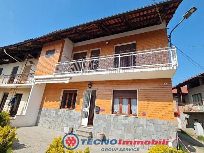 Casa quadrilocale in vendita in Via Malone, Vauda Canavese