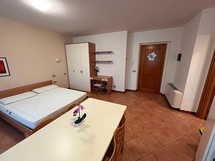 Appartamento monolocale in affitto in Via Baldanzese, Centro, Calenzano