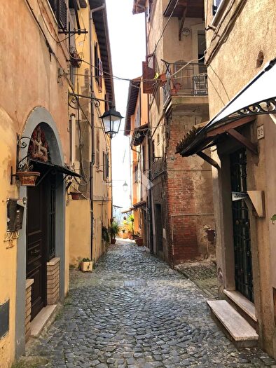 Appartamento bilocale in vendita in Piazza Garibaldi, Palestrina