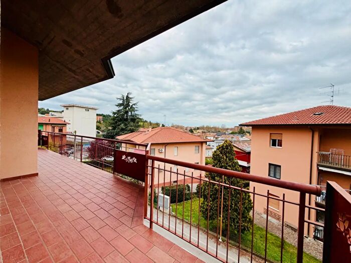 Appartamento quadrilocale in vendita in Via Santa Chiara, Cesena