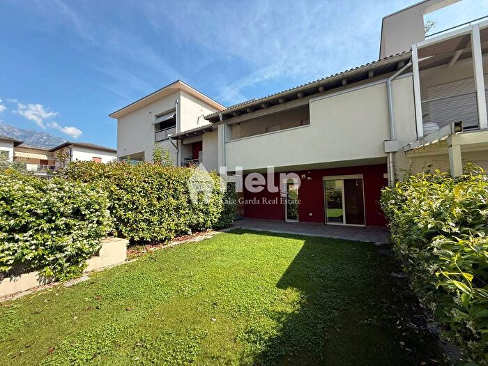 Appartamento trilocale in affitto in Centro, Riva del Garda