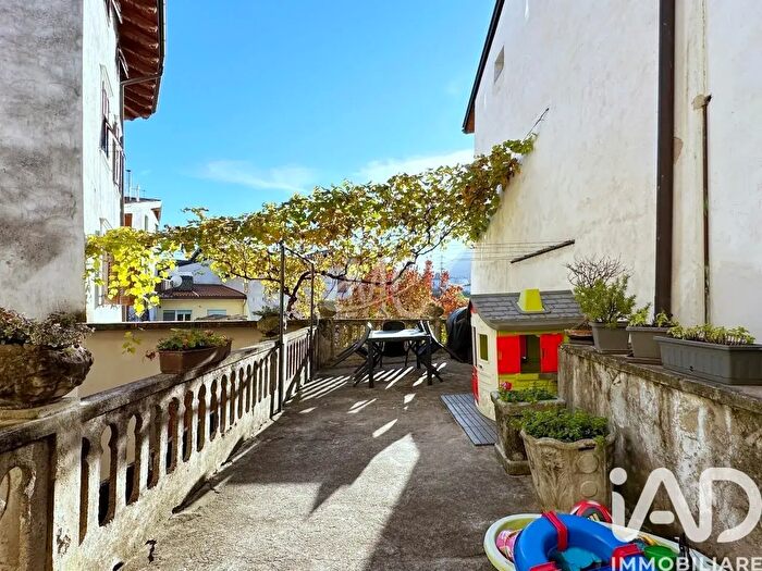 Appartamento trilocale in vendita in Vicolo Baroni Snc, Rovereto