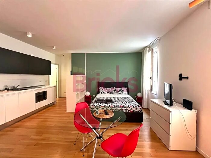 Appartamento monolocale in affitto in Via Magolfa, Milano