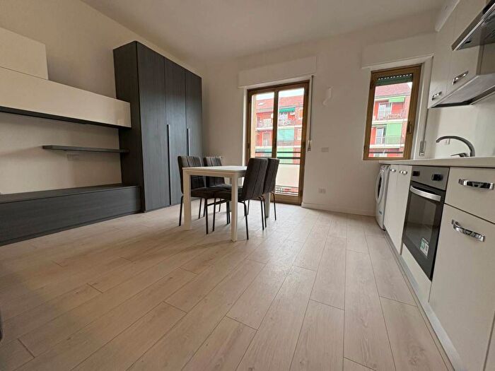 Appartamento monolocale in affitto in Via Marco dAgrate, Corvetto, Milano