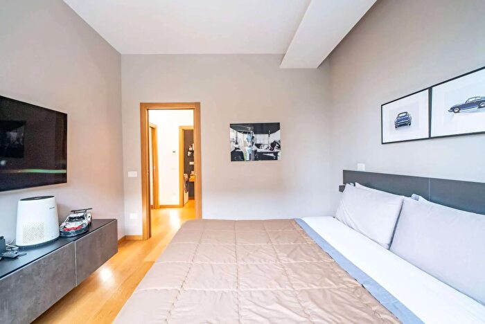 Appartamento quadrilocale in vendita in Via Orazio Napoli, Napoli