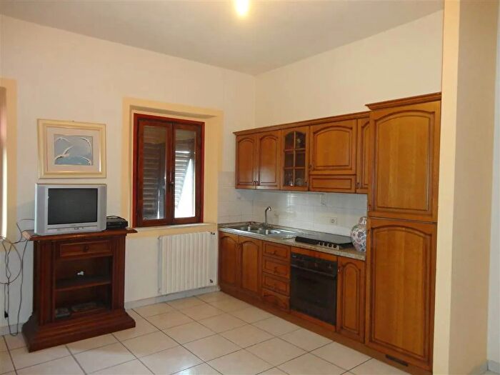 Casa con 7 locali in vendita in Via II Giugno a Certaldo Firenze, Certaldo